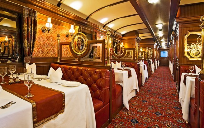 Im Venice Simplon Orient Express durch Tschechien, London, Paris, Istanbul und Stockholm