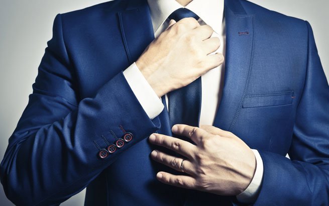 Unverzichtbar für einen Gentleman: die perfekt sitzende Krawatte