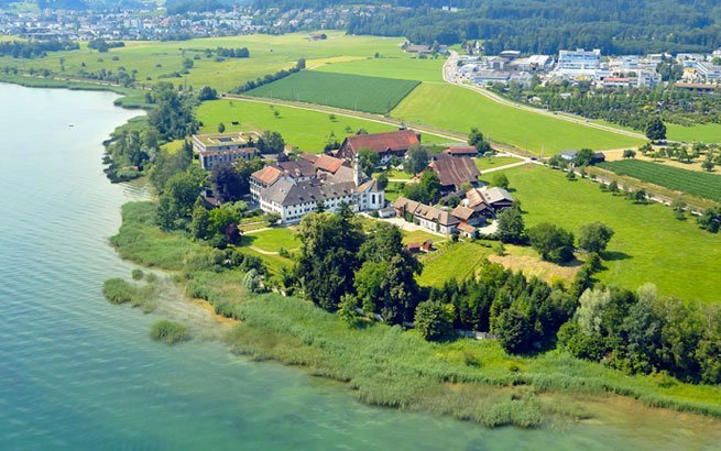 Bei einem Aufenthalt im Kloster in Wurmsbach können gestresste Städter zur Ruhe kommen